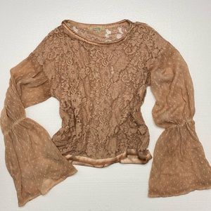 Gimmicks lace top